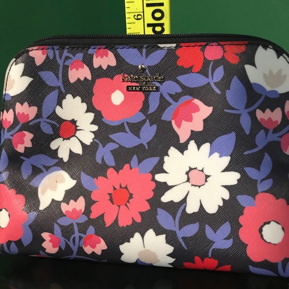 Kate Spade Cameron Street Floral Briley Set - Picture 14 of 15